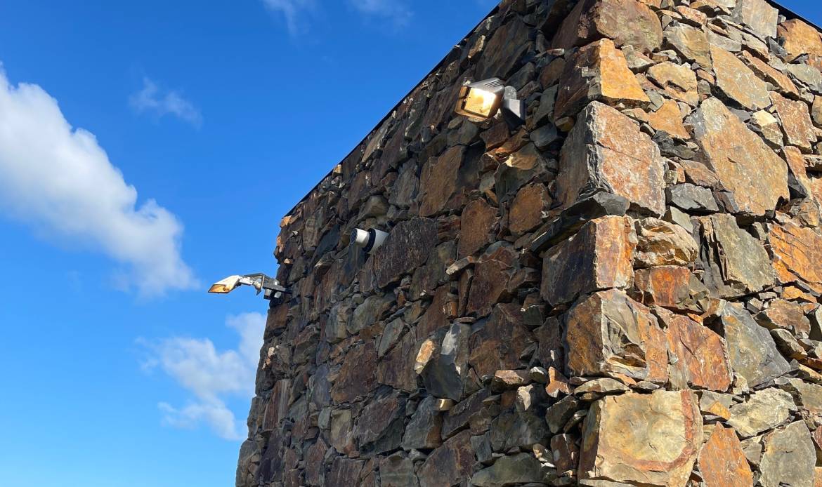 Outdoor façade lighting - brick wall